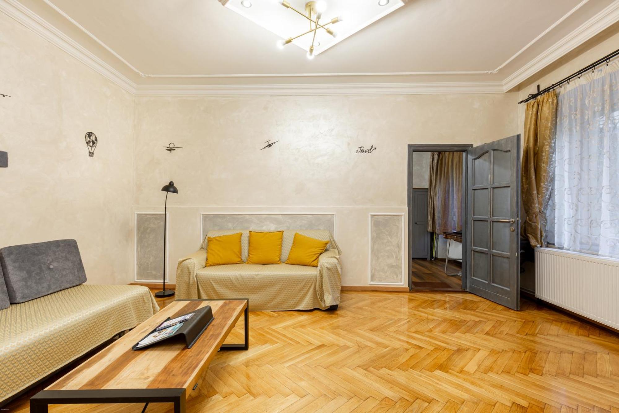 Mari&Emi Flat In Corvin Apartman Budapest Kültér fotó