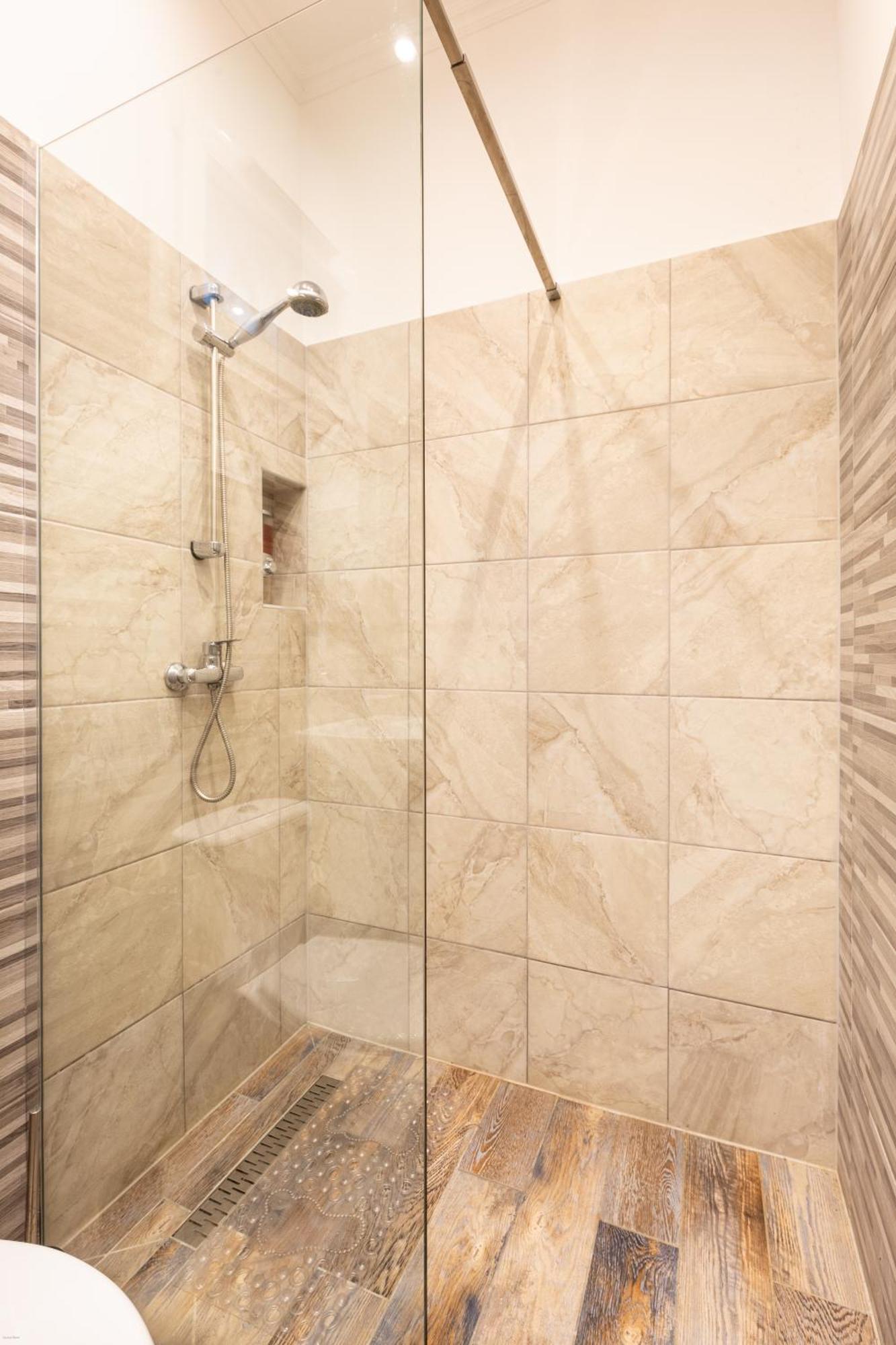 Mari&Emi Flat In Corvin Apartman Budapest Kültér fotó